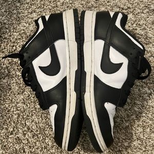 Nike Panda Dunks